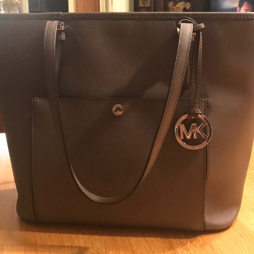 Gorgeous leather MK tote
